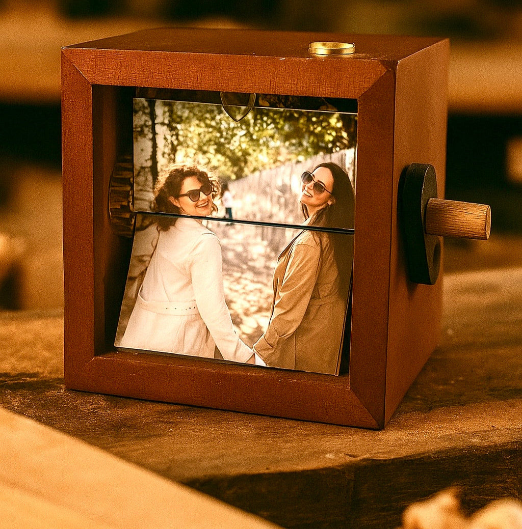 Custom Photo Flick Box